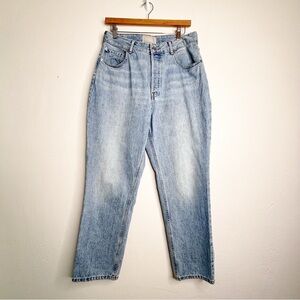 Everlane The Curvy 90’s Cheeky Straight Jeans Button Fly Light Wash Size 31 EUC